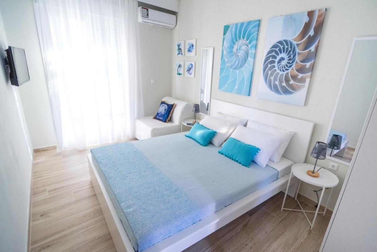 Sea Breeze Vibes Apartment เนอาเปรามอส ภายนอก รูปภาพ