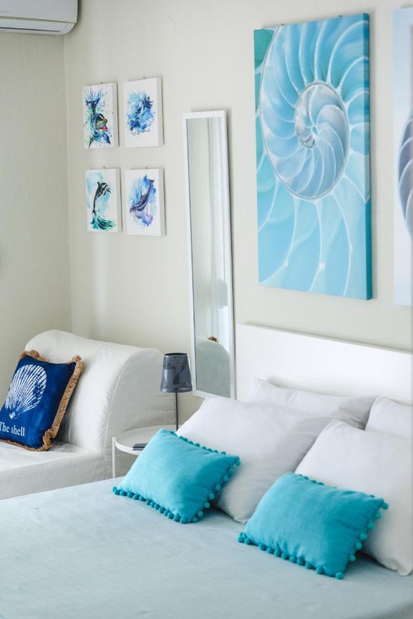 Sea Breeze Vibes Apartment เนอาเปรามอส ภายนอก รูปภาพ